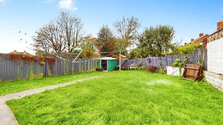 3 bedroom Semi-detached house for sale in Fishguard Road, Llanishen, Cardiff, CF14