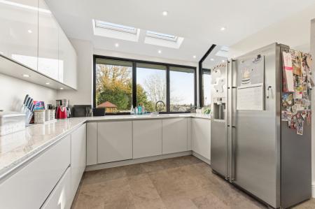 4 bedroom Detached house for sale in Heol y Coed, Rhiwbina, Cardiff, CF14