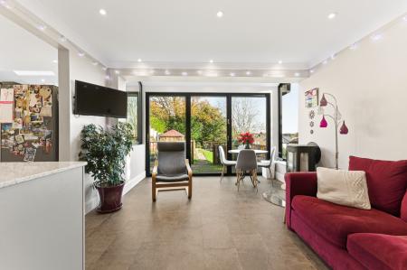 4 bedroom Detached house for sale in Heol y Coed, Rhiwbina, Cardiff, CF14