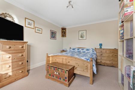 4 bedroom Detached house for sale in Heol y Coed, Rhiwbina, Cardiff, CF14