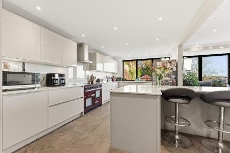 4 bedroom Detached house for sale in Heol y Coed, Rhiwbina, Cardiff, CF14