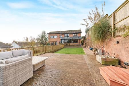 4 bedroom Detached house for sale in Heol y Coed, Rhiwbina, Cardiff, CF14