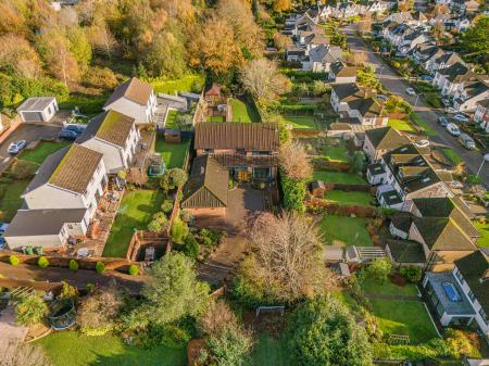 4 bedroom Detached house for sale in Heol y Coed, Rhiwbina, Cardiff, CF14