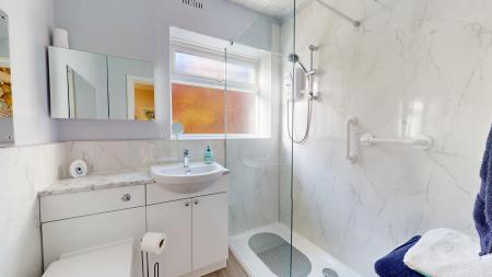 3 bedroom Detached house for sale in Heol Y Bont, Rhiwbina, Cardiff, CF14