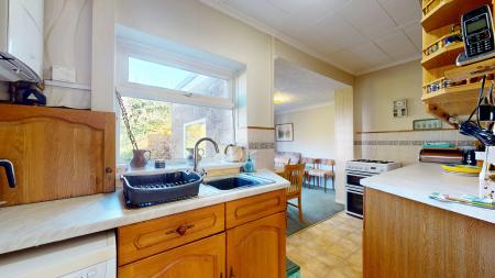 3 bedroom Detached house for sale in Heol Y Bont, Rhiwbina, Cardiff, CF14
