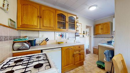 3 bedroom Detached house for sale in Heol Y Bont, Rhiwbina, Cardiff, CF14