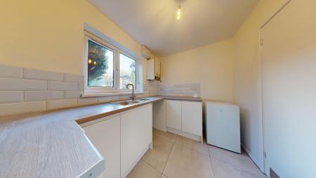 2 bedroom End of terrace house to let in Clos Y Wiwer, Thornhill, Cardiff, CF14