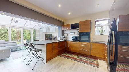 4 bedroom Detached house for sale in Fidlas Road, Llanishen, Cardiff, CF14