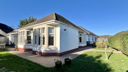 3 bedroom Bungalow for sale in Lon y Parc, Rhiwbina, Cardiff, CF14