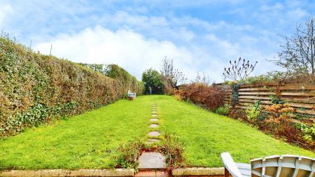 3 bedroom Terraced House for sale in Pen y Dre, Rhiwbina, Cardiff, CF14