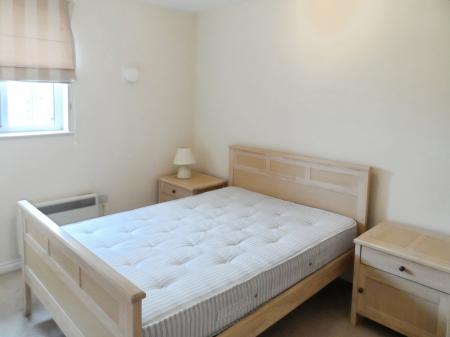 2 bedroom Flat to let in Watkins Square, Llanishen, Cardiff, CF14