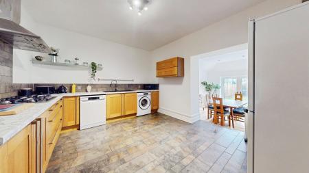 4 bedroom Semi-detached house to let in Fidlas Road, Llanishen, Cardiff, CF14