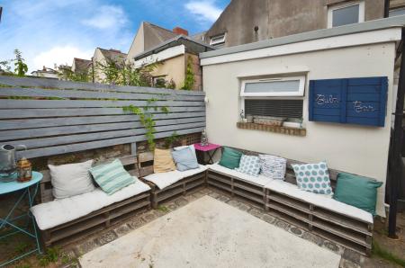 3 bedroom Terraced House to let in Somerset Street, Grangetown, Cardiff, CF11