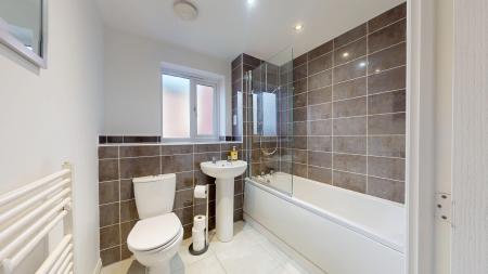 1 bedroom Flat to let in Lysaght Avenue, Newport, NP19