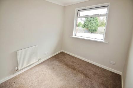 3 bedroom Flat to let in Bishops Close, Whitchurch, Cardiff, CF14