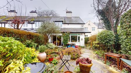 3 bedroom Semi-detached house for sale in Pen Y Dre, Rhiwbina, Cardiff, CF14