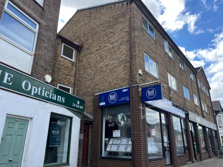 1 bedroom Flat to let in Station Road, Llandaff North, Cardiff, CF14