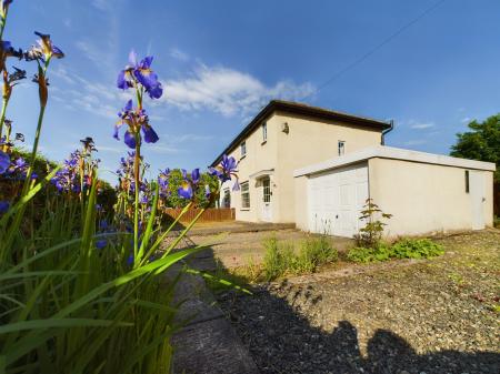 2 bedroom Semi-detached house for sale in Caldbeck Road, Carlisle, CA2
