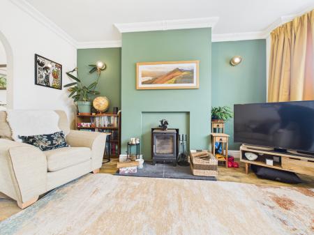 3 bedroom Semi-detached house for sale in Millfield, Brampton, CA8