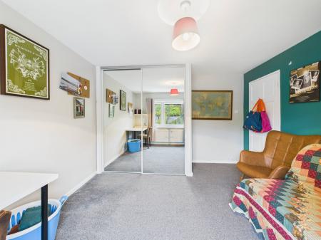 3 bedroom Semi-detached house for sale in Millfield, Brampton, CA8