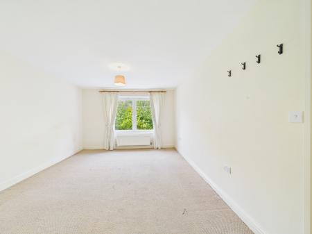 2 bedroom Flat for sale in Willow Place, Carlisle, CA1