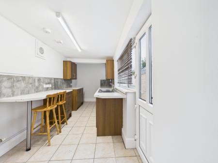 3 bedroom Terraced House to let in Church Terrace, Carlisle, CA3