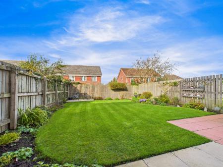 3 bedroom Semi-detached house to let in Hawthorns Place, Carlisle, CA2
