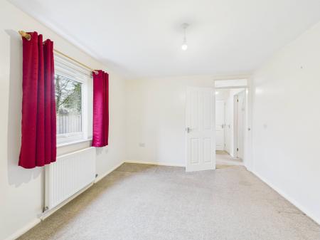 2 bedroom Flat for sale in St Peters Close, Carlisle, CA3