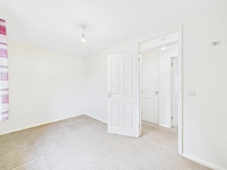 2 bedroom Flat for sale in St Peters Close, Carlisle, CA3