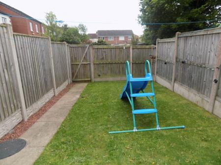 2 bedroom Terraced House to let in Greenwood Court, Carlisle, CA3