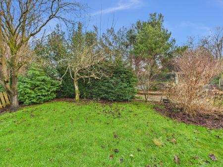 4 bedroom Bungalow to let in Farlam, Farlam, Brampton, CA8