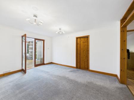 4 bedroom Bungalow to let in Farlam, Farlam, Brampton, CA8