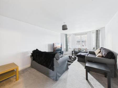 2 bedroom Flat to let in Lowry Gardens, Carlisle, CA3