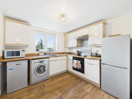 2 bedroom Flat to let in Lowry Gardens, Carlisle, CA3