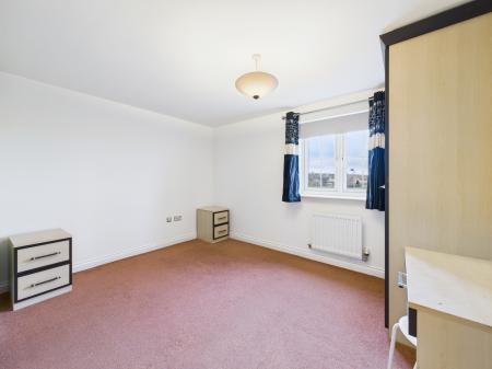2 bedroom Flat to let in Watermans Walk, Carlisle, CA1