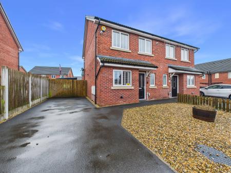 2 bedroom Semi-detached house for sale in Creighton Avenue, Carlisle, CA2