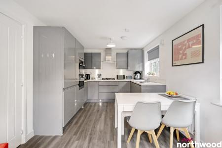 3 bedroom Detached house for sale in Avondene Drive, Colchester, CO4