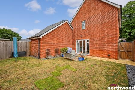 3 bedroom Detached house for sale in Avondene Drive, Colchester, CO4