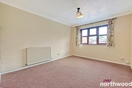 1 bedroom Flat for sale in Bounderby Grove, Chelmsford, CM1