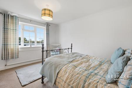 5 bedroom Detached house for sale in Crix Green, Felsted, CM6