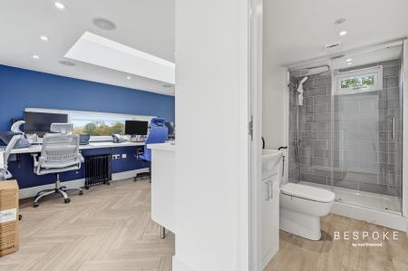 5 bedroom Detached house for sale in Crix Green, Felsted, CM6