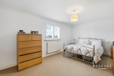 5 bedroom Detached house for sale in Crix Green, Felsted, CM6