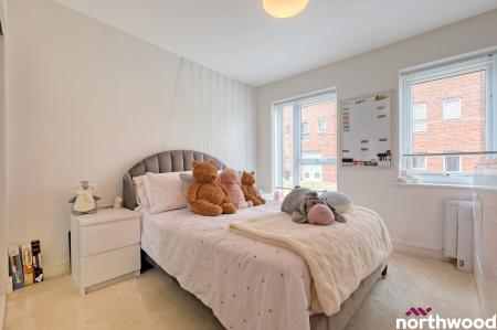 1 bedroom Ground floor flat for sale in Henry Shuttlewood Drive, Chelmsford, CM1