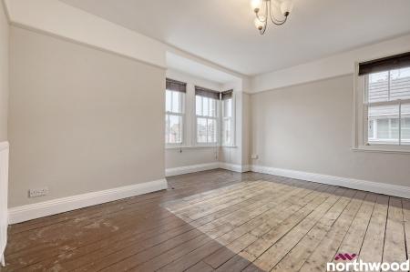 2 bedroom Maisonette for sale in Main Road, Broomfield, CM1