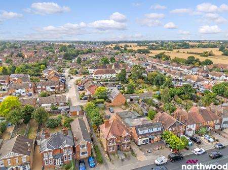 2 bedroom Maisonette for sale in Main Road, Broomfield, CM1