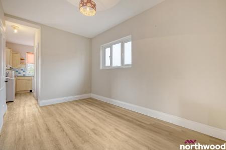 2 bedroom Maisonette for sale in Main Road, Broomfield, CM1