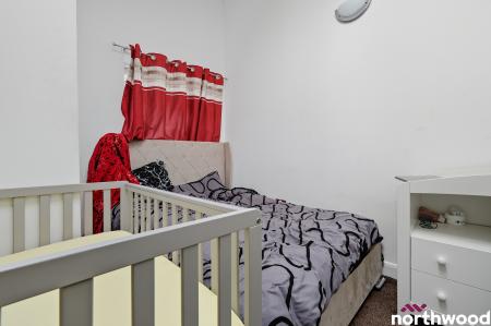 2 bedroom Semi-detached house for sale in Parkway, Rainham, RM13