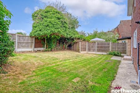 4 bedroom Detached house for sale in Springfield Road, Chelmsford, CM2