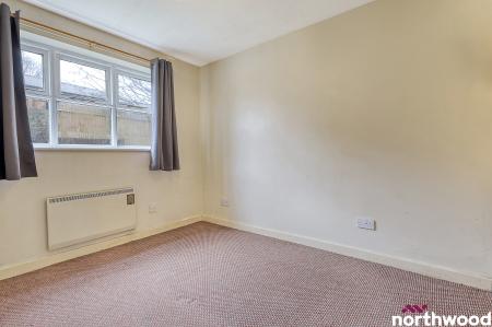 1 bedroom Flat for sale in Stapleford Close, Chelmsford, CM2