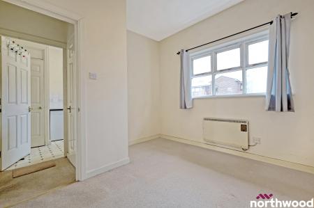 1 bedroom Flat for sale in Stapleford Close, Chelmsford, CM2